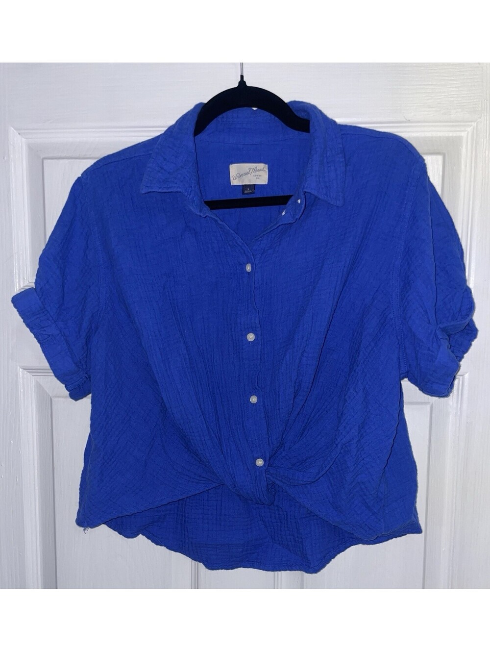 Universal Thread Short Sleeve Twist Front Button Down Textured Shirt Blue small